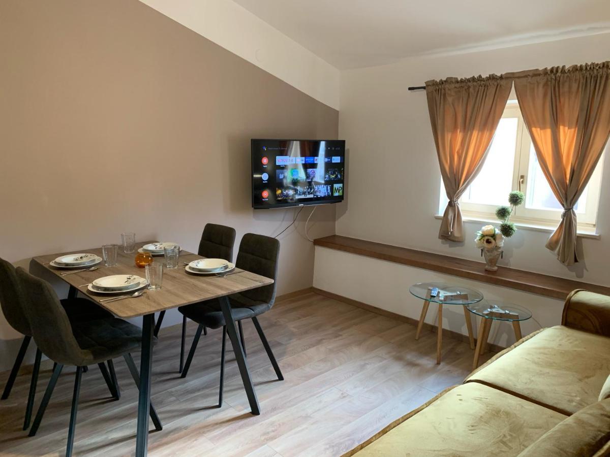 Апартаменты Parentium Town Center Пореч Экстерьер фото